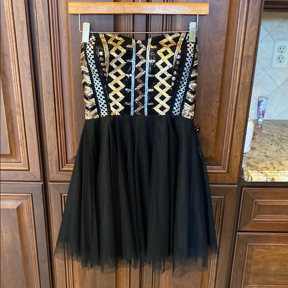 LAST DAYS TEEZE ME DRESS Strapless